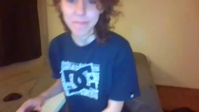 Image 6 of curlycutiebee1 Stream on Chaturbate on 19 months ago