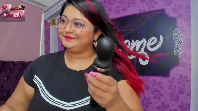 Image 4 of curvy_beauty_ Stream on Chaturbate on 15 months ago