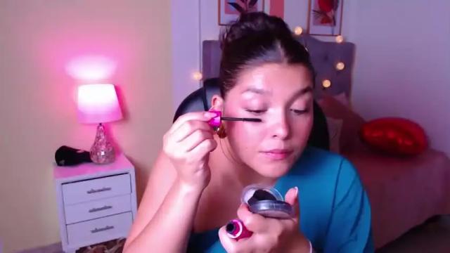 Thumbnail 3, curvy_daniela's Stream at Chaturbate, 18 months ago