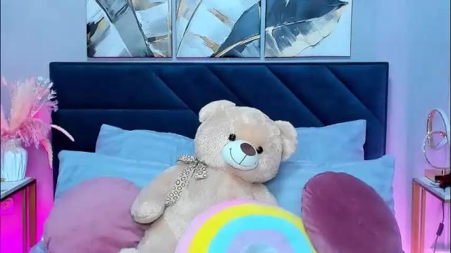 Image 11 of curvy_dynamite Stream on Chaturbate on 1 month ago