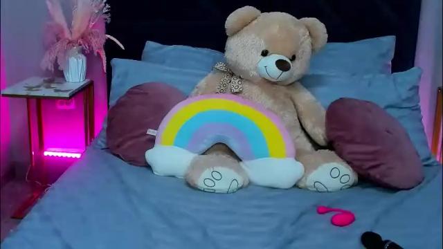 Image 11 of curvy_dynamite Stream on Chaturbate on 1 month ago