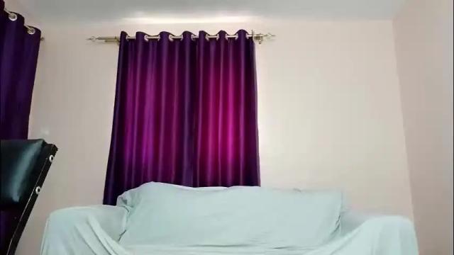 Image 12 of curvy_essie Stream on Chaturbate on 1 month ago