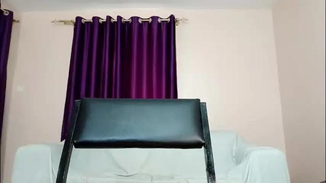 Image 12 of curvy_essie Stream on Chaturbate on 1 month ago