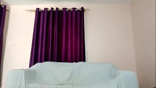 Image 6 of curvy_essie Stream on Chaturbate on 1 month ago