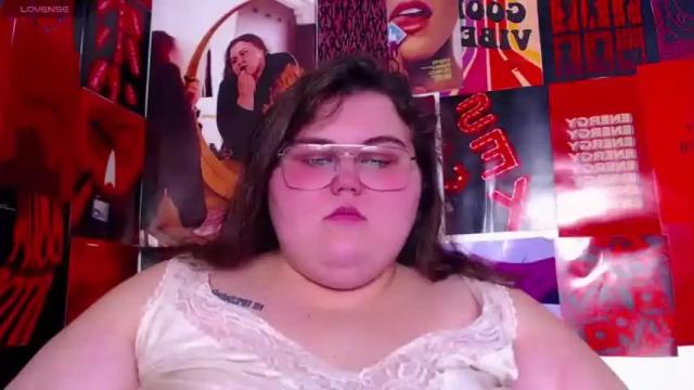 Image 12 of curvy_janie Stream on Chaturbate on 20 months ago