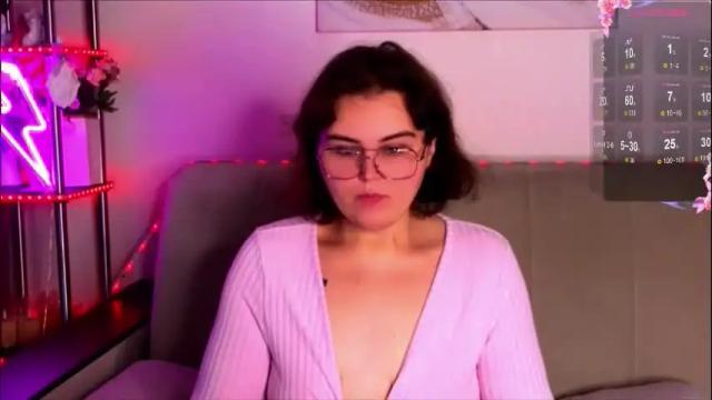 Image 8 of curvy_janie Stream on Chaturbate on 5 days ago