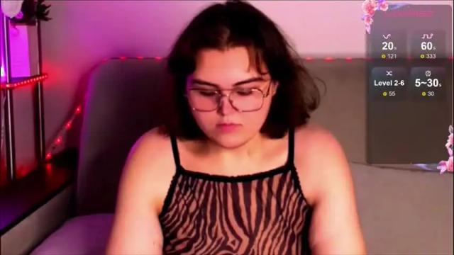 Image 8 of curvy_janie Stream on Chaturbate on 4 days ago