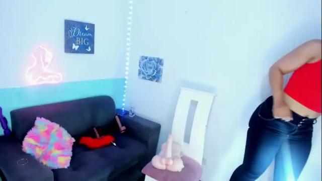 Image 12 of curvy_milff Stream on Chaturbate on 1 month ago