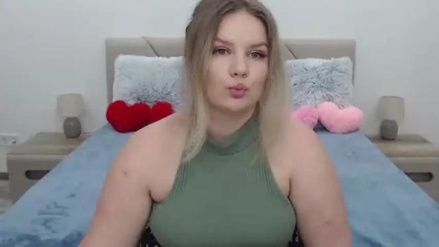 Thumbnail 1, curvyanna13's Stream at Chaturbate, 14 months ago