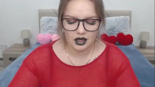 Image 7 of curvyanna13 Stream on Chaturbate on 14 months ago