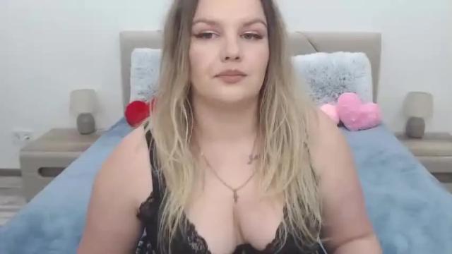 Thumbnail 3, curvyanna13's Stream at Chaturbate, 14 months ago
