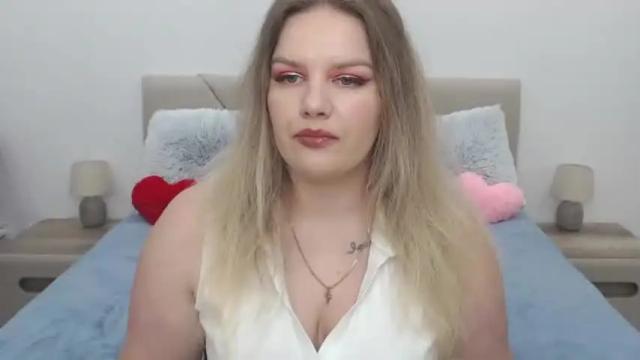 Image 11 of curvyanna13 Stream on Chaturbate on 14 months ago