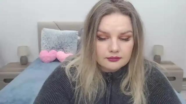 Image 10 of curvyanna13 Stream on Chaturbate on 14 months ago