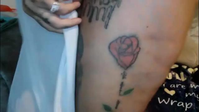 Image 8 of curvybbwqueen Stream on Chaturbate on 3 months ago