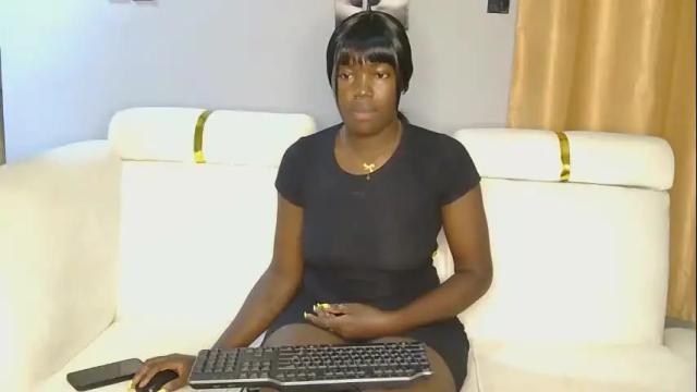 Image 4 of curvyebony1 Stream on Chaturbate on 1 month ago