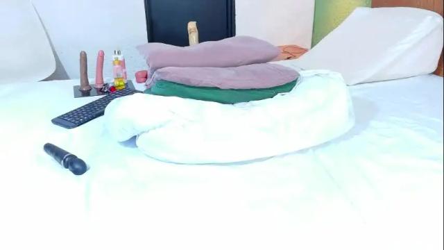Image 4 of curvyebonyy_ Stream on Chaturbate on 2 months ago