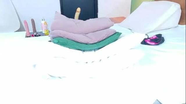 Thumbnail 1, curvyebonyy_'s Stream at Chaturbate, 1 month ago
