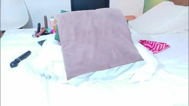Thumbnail 2, curvyebonyy_'s Stream at Chaturbate, 4 days ago