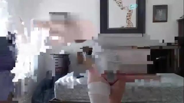 Image 2 of curvyfreckles Stream on Chaturbate on 16 months ago