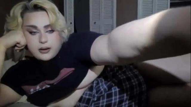 Image 10 of curvygothfemboy Stream on Chaturbate on 1 month ago