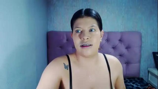 Thumbnail 1, curvyjulieth's Stream at Chaturbate, 1 month ago