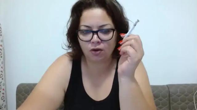 Image 3 of curvymomylore Stream on Chaturbate on 19 months ago
