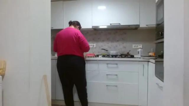 Image 4 of curvymomylore Stream on Chaturbate on 19 months ago