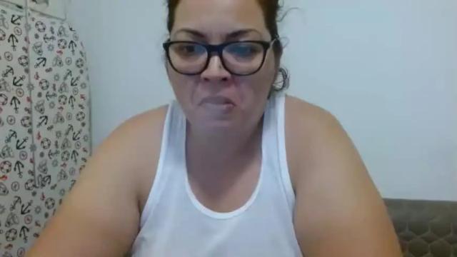 Thumbnail 3, curvymomylore's Stream at Chaturbate, 19 months ago