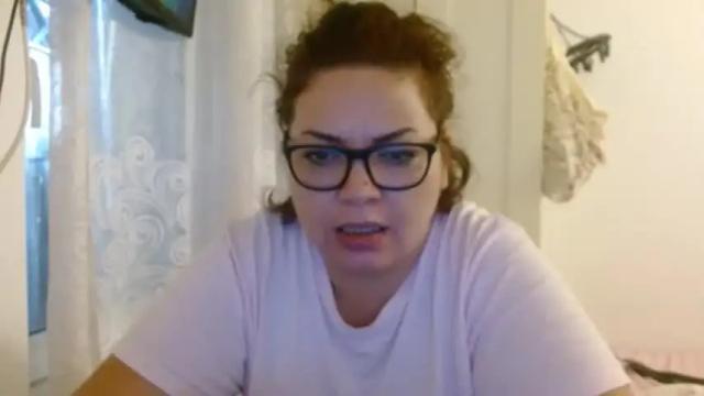 Image 11 of curvymomylore Stream on Chaturbate on 18 months ago