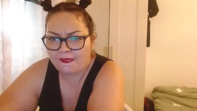 Thumbnail 3, curvymomylore's Stream at Chaturbate, 16 months ago