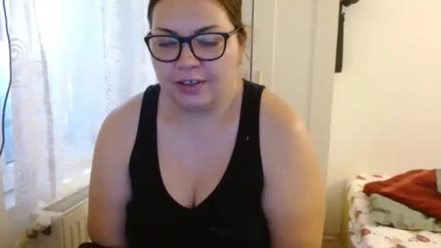 Image 4 of curvymomylore Stream on Chaturbate on 16 months ago