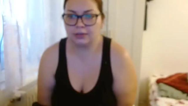 Image 8 of curvymomylore Stream on Chaturbate on 16 months ago