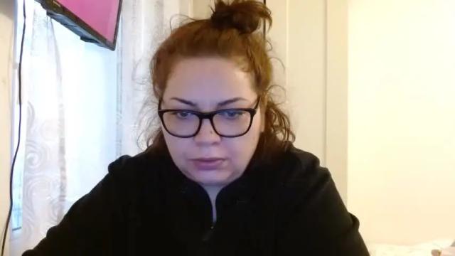 Image 2 of curvymomylore Stream on Chaturbate on 15 months ago