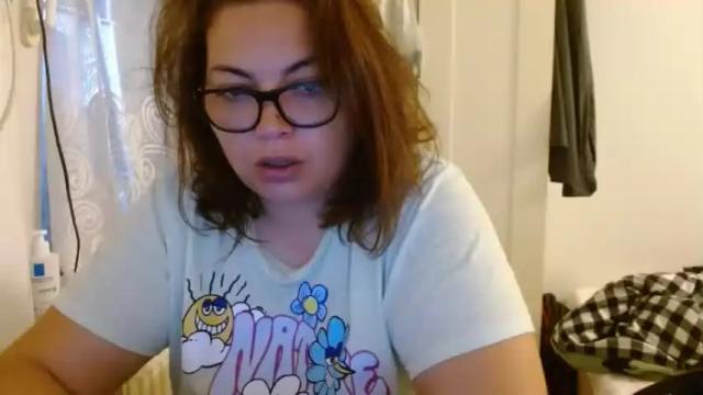 Image 10 of curvymomylore Stream on Chaturbate on 14 months ago