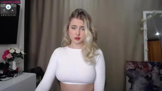 Image 6 of cute18cute Stream on Chaturbate on 17 months ago