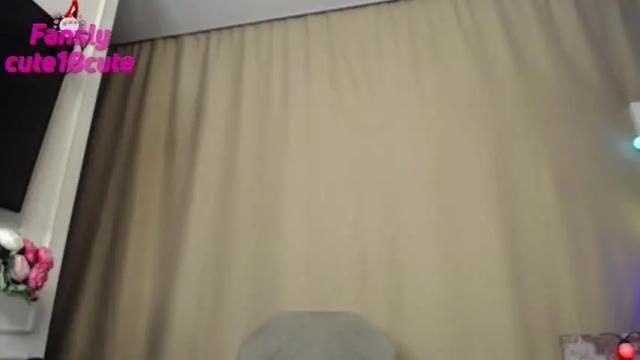 Image 6 of cute18cute Stream on Chaturbate on 13 months ago