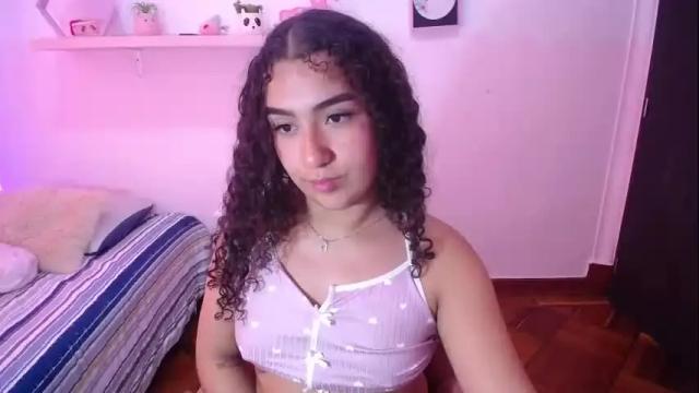 Thumbnail 1, cute__kelly_'s Stream at Chaturbate, 6 months ago