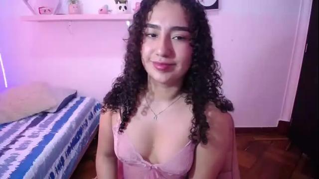 Thumbnail 1, cute__kelly_'s Stream at Chaturbate, 6 months ago