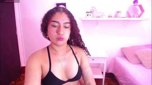 Image 3 of cute__kelly_ Stream on Chaturbate on 5 months ago