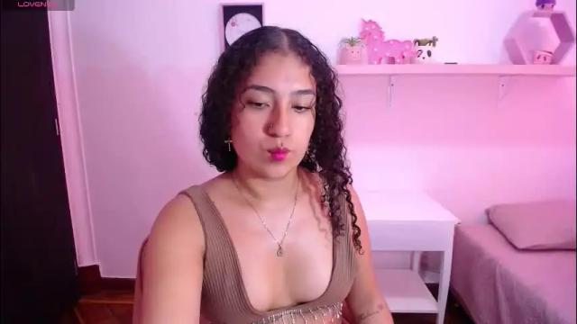 Image 2 of cute__kelly_ Stream on Chaturbate on 5 months ago