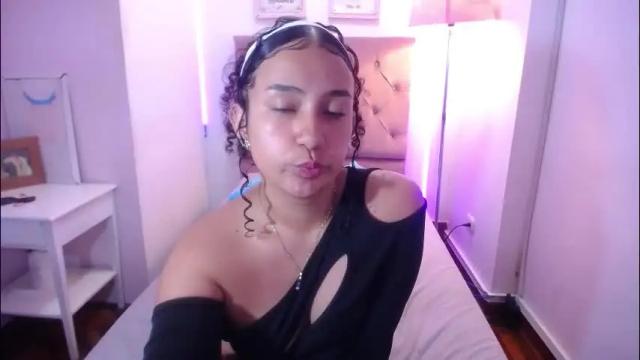 Image 2 of cute__kelly_ Stream on Chaturbate on 5 months ago