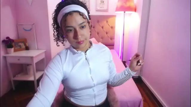 Image 4 of cute__kelly_ Stream on Chaturbate on 4 months ago