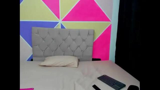 Image 2 of cute_angel_69 Stream on Chaturbate on 15 months ago