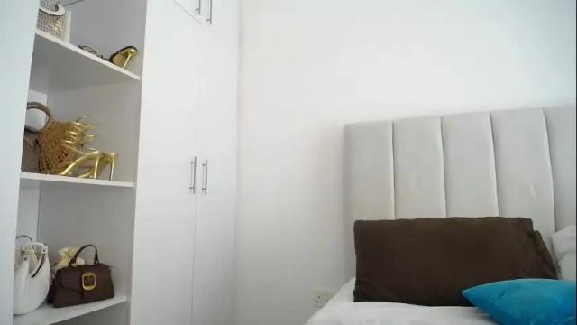 Image 6 of cute_ass18 Stream on Chaturbate on 26 days ago