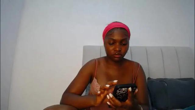 Image 7 of cute_ass18 Stream on Chaturbate on 29 days ago