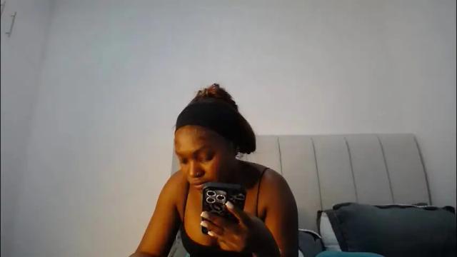 Image 4 of cute_ass18 Stream on Chaturbate on 28 days ago