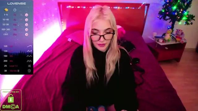 Image 3 of cute_chus Stream on Chaturbate on 15 months ago