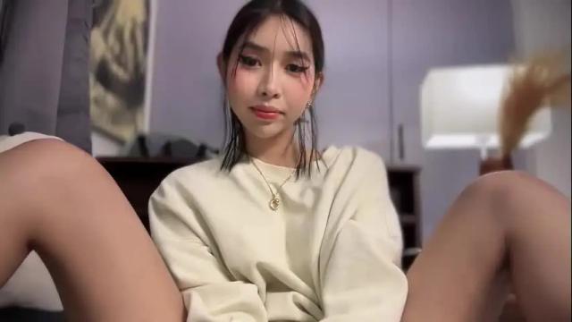 Image 8 of cute_ciara Stream on Chaturbate on 1 month ago