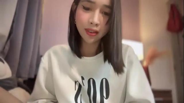 Image 8 of cute_ciara Stream on Chaturbate on 1 month ago