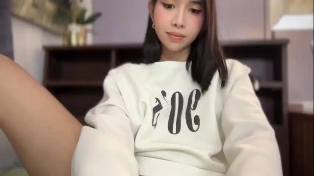 Thumbnail 1, cute_ciara's Stream at Chaturbate, 19 hours ago